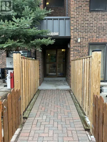 39 - 43 TAUNTON ROAD E, Oshawa (Centennial), Ontario L1G3T6