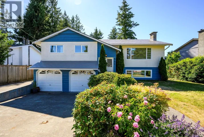 591 Rocky Heights Rd, Comox, British Columbia V9M3E8