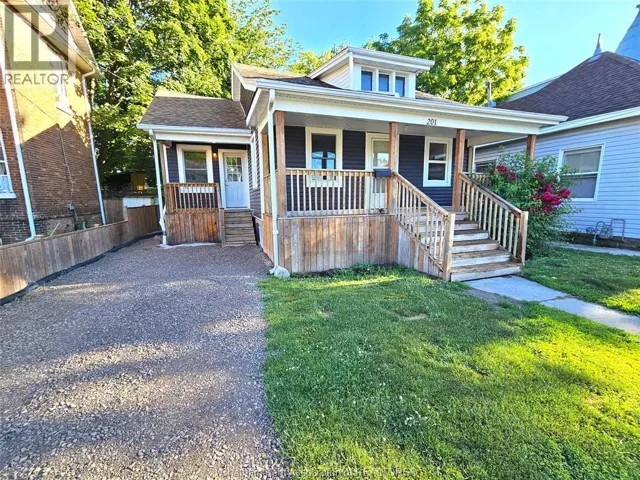 201 PARK STREET, Chatham, Ontario N7M3S1