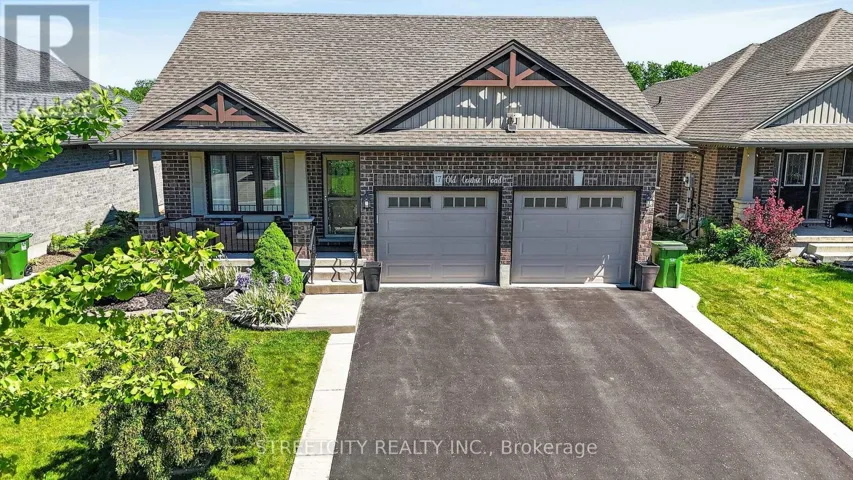 17 OLD COURSE ROAD W, St. Thomas, Ontario N5R0C8