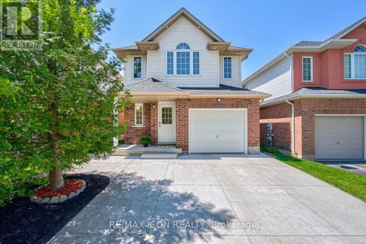 223 BUTTERCUP COURT, Waterloo, Ontario N2V2W8