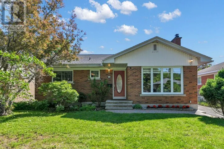943 ARKELL STREET, Ottawa, Ontario K2B5R2