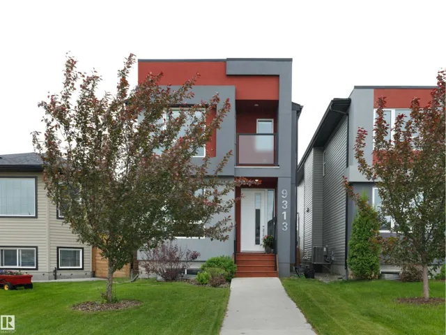 9313 152 ST NW, Edmonton, Alberta T5R1M8