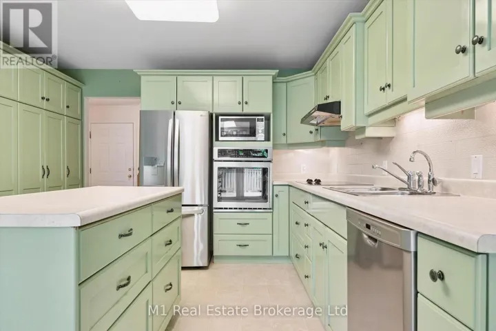 780