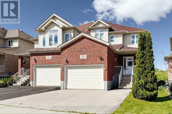205 HUCK CRESCENT, Kitchener, Ontario N2N0A3
