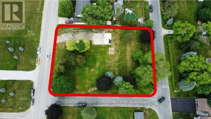 3877 LASALLE LINE, Enniskillen (Petrolia), Ontario N0N1R0