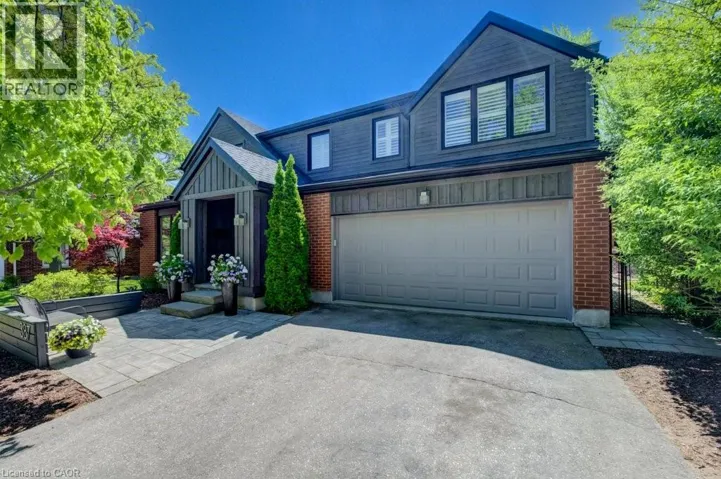 387 STILLMEADOW Circle, Waterloo, Ontario N2L5M1