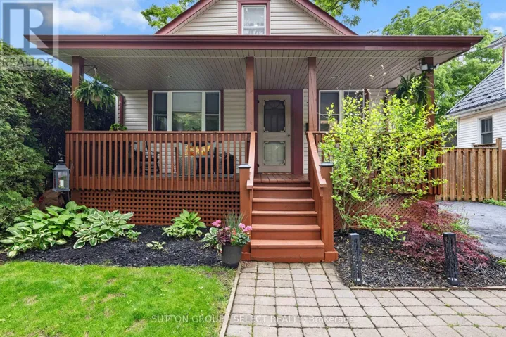 72 EMERY STREET E, London South (South F), Ontario N6C2C8