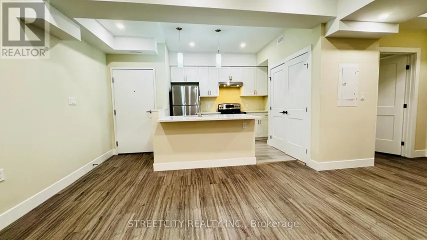 BACK UNIT - 346 ASHLAND AVENUE, London East (East M), Ontario N5W4E8