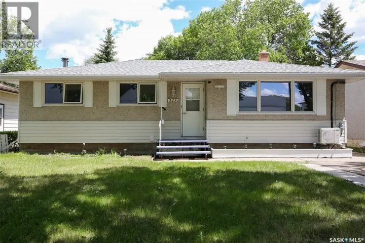 243 Smith STREET N, Regina, Saskatchewan S4R3B5