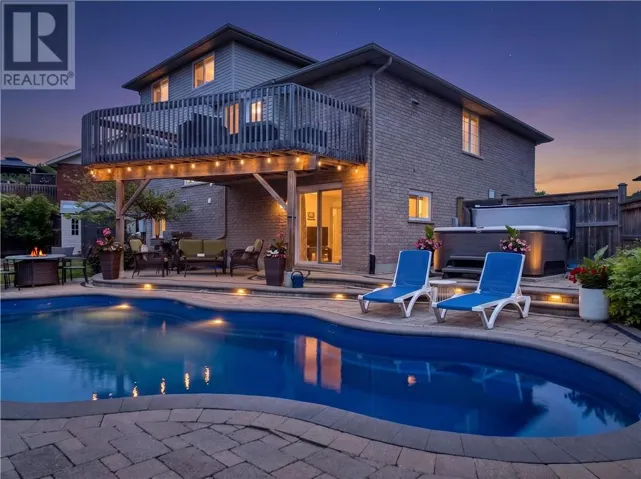 8 Winfield Lane, Sudbury, Ontario P3A6E1