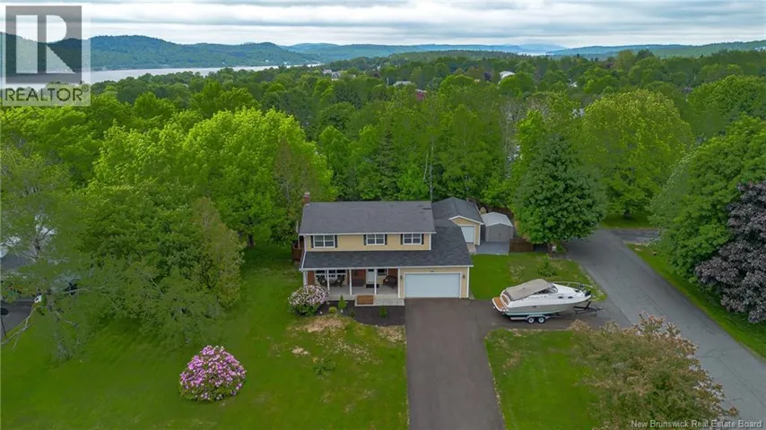 127 Sherwood Drive, Quispamsis, New Brunswick E2E1G8