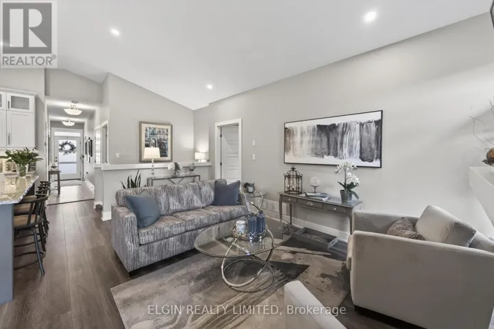 10-4 MCPHERSON COURT, Central Elgin (Lynhurst), Ontario N5P0E6