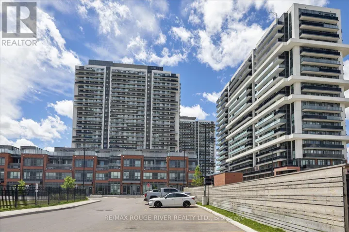 728 - 2545 SIMCOE STREET N, Oshawa (Windfields), Ontario L1L0W3