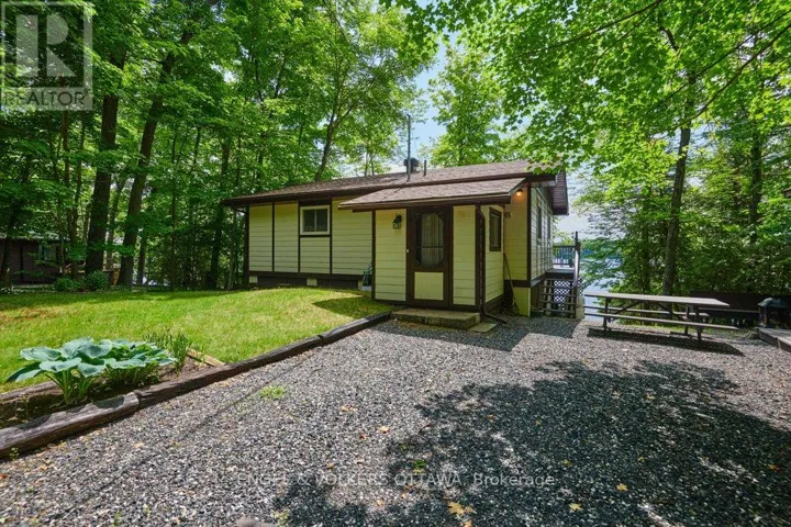 1054 COUTLEE POINT LANE, Frontenac (Frontenac Centre), Ontario K0H2P0