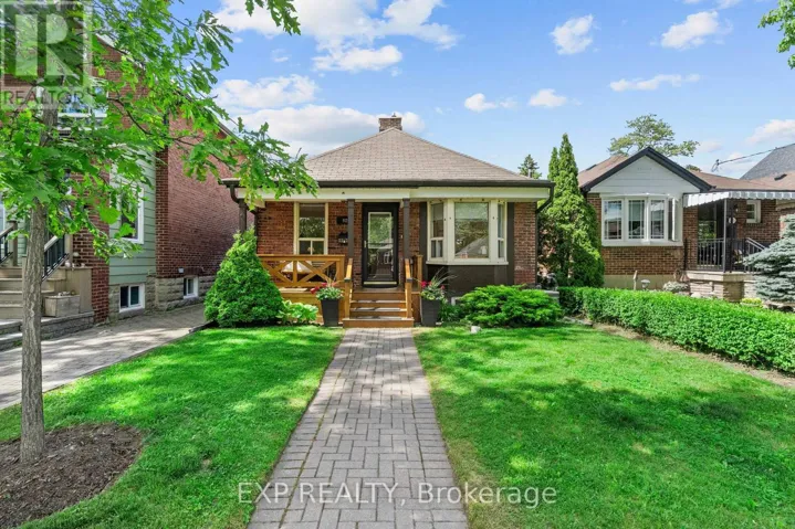 98 ELMA STREET, Toronto (Mimico), Ontario M8V1X8