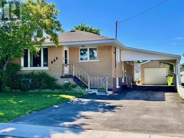 111 Estelle ST, Sault Ste Marie, Ontario P6C2C3