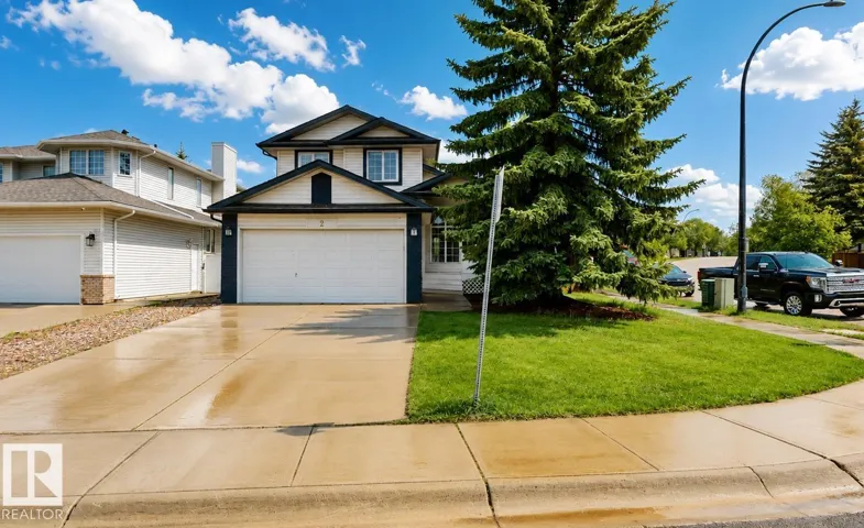 2 HAMPTON CT, Sherwood Park, Alberta T8A5R5