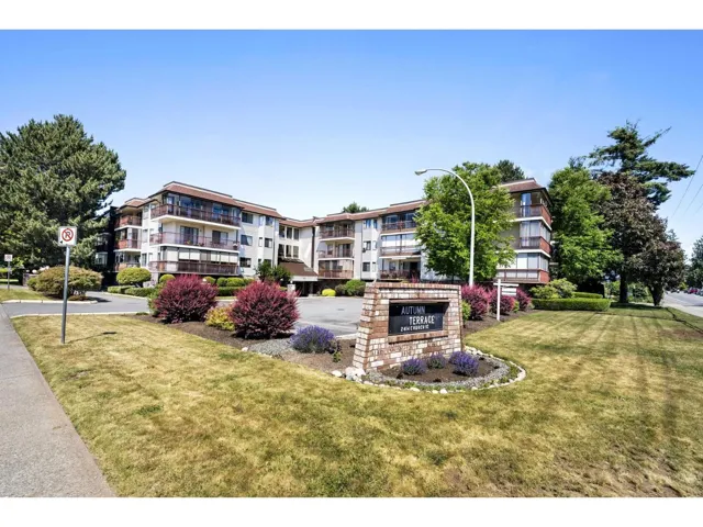 306 2414 CHURCH STREET, Abbotsford, British Columbia V2T3J7