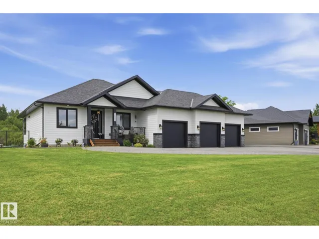 2033 Spring Lake DR, Rural Parkland County, Alberta T7Z0G8