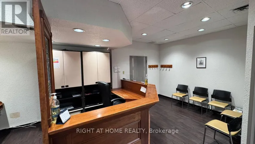 1333 SHEPPARD AVENUE E, Toronto (Henry Farm), Ontario M2J1V1