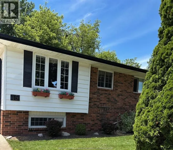 15 Windwood, Leamington, Ontario N8H4M8