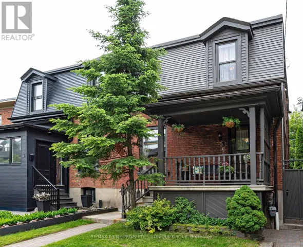 3 SPARKHALL AVENUE, Toronto (North Riverdale), Ontario M4K1G4