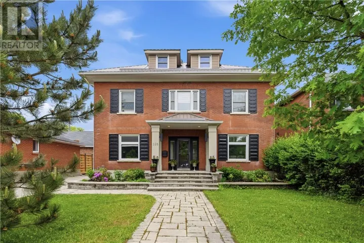 328 Homewood, Sudbury, Ontario P3E3P7