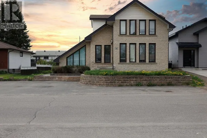 88 Carl AVE, Thunder Bay, Ontario P7B4Z5