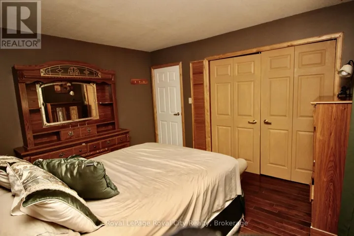 780