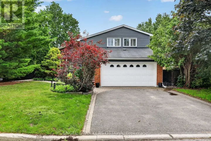 1 BLUERIDGE COURT, Ottawa, Ontario K2J2J3
