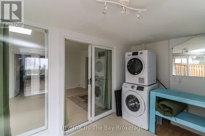 780