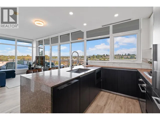605 5333 GORING STREET, Burnaby, British Columbia V5B0B6