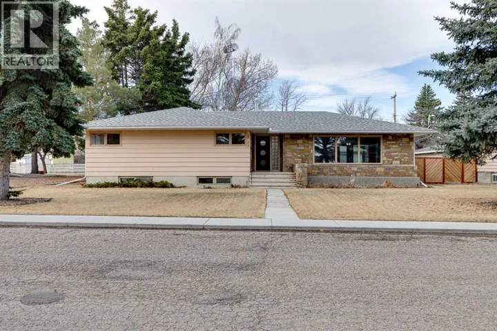 513 Memorial Avenue, Vulcan, Alberta T0L2B0