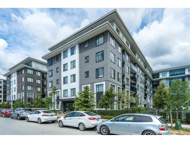 620 15825 85 AVENUE, Surrey, British Columbia V4N6W9
