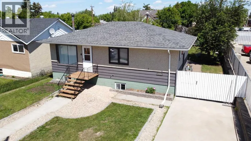 922 5 Avenue, Wainwright, Alberta T9W1C7