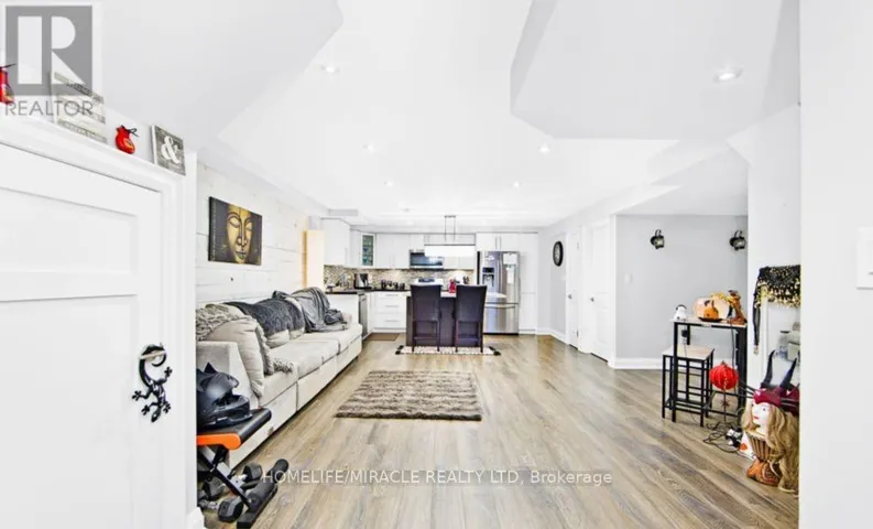 LOWER - 75 JEWELWING COURT, Bradford West Gwillimbury (Bradford), Ontario L3Z0N7