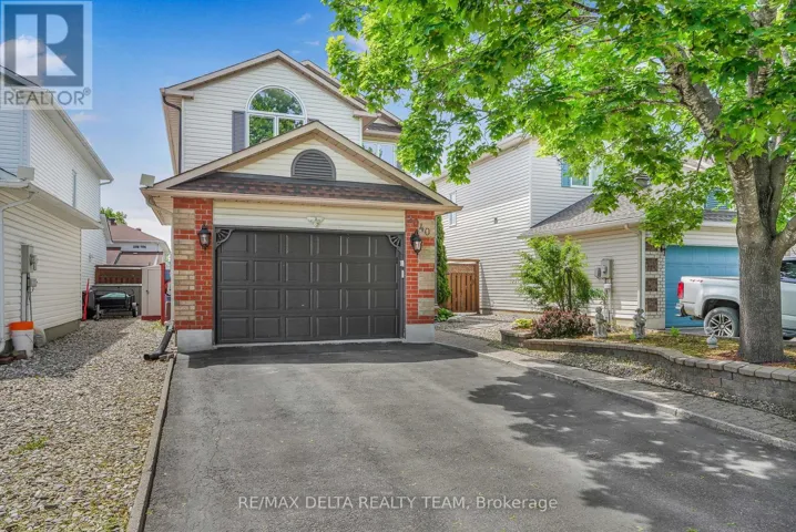 2040 SUNLAND DRIVE, Ottawa, Ontario K4A3K8