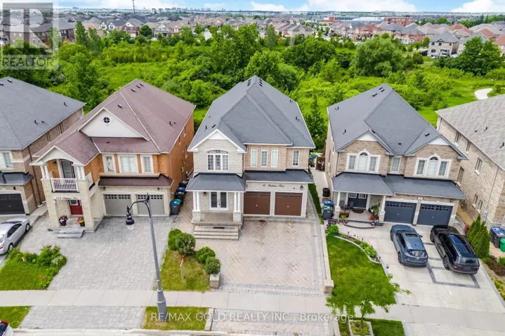 155 BELLCHASE TRAIL, Brampton (Bram East), Ontario L6P3N2