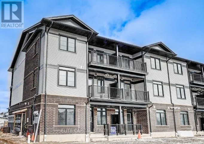 104 OAT LANE, Kitchener, Ontario N2R0S8