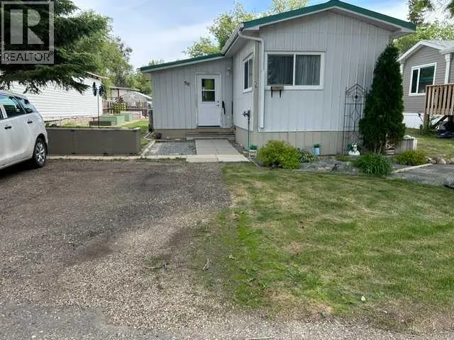 56 Greenbrook Village E, Brooks, Alberta T1R0R7