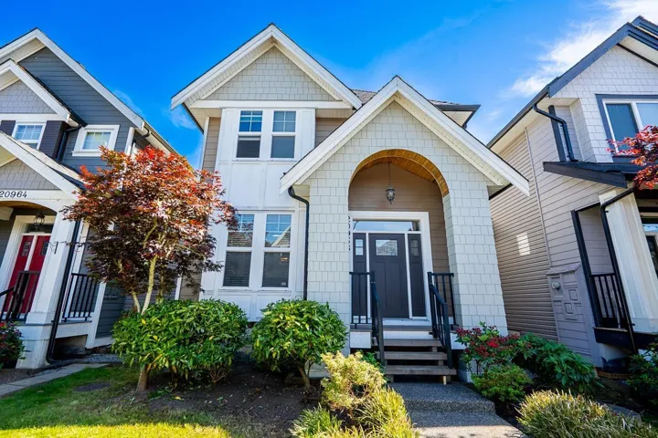 20958 80A AVENUE, Langley, British Columbia V2Y0R3