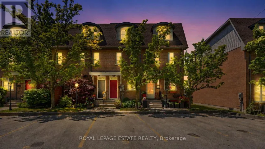 4 - 99 GOODWOOD PARK COURT, Toronto (Danforth Village-East York), Ontario M4C5S9
