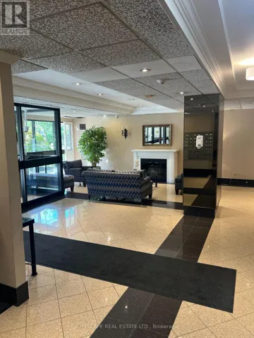 208 - 1300 MISSISSAUGA VALLEY BOULEVARD, Mississauga (Mississauga Valleys), Ontario L5A3S8