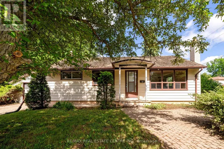 4 PAULINE STREET, Halton Hills (Georgetown), Ontario L7G1V7