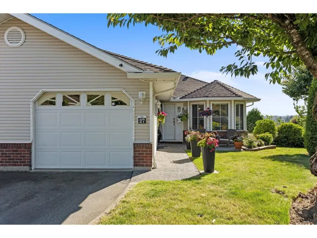 27 1973 WINFIELD DRIVE, Abbotsford, British Columbia V3G1K6