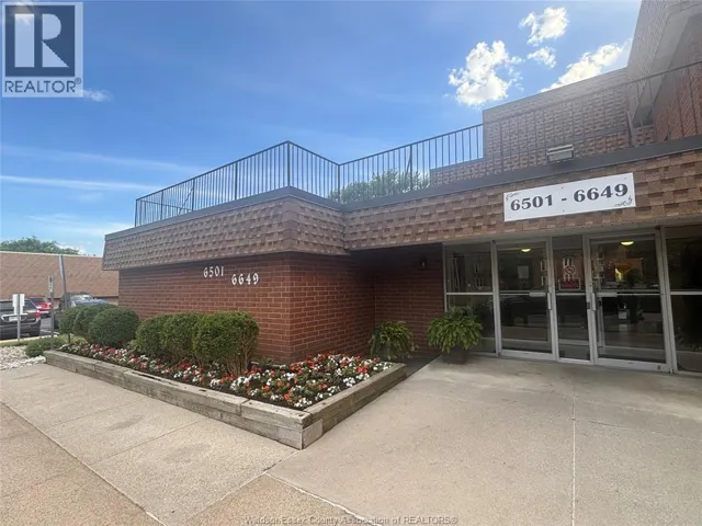 6639 THORNBERRY Unit# 389, Windsor, Ontario N8T3A6