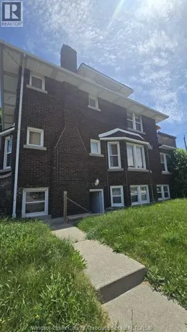 805 Giles BOULEVARD East Unit# Lower, Windsor, Ontario N9A4E7