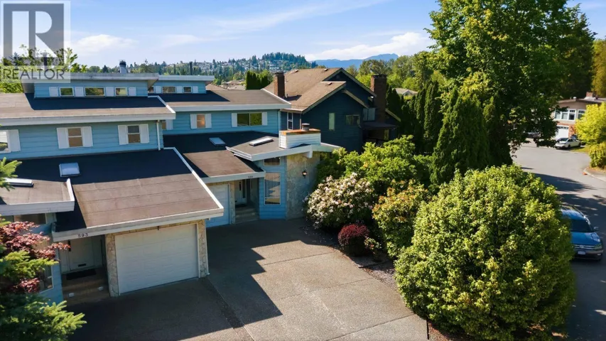 591 CALVIN COURT, Burnaby, British Columbia V5A3Y8