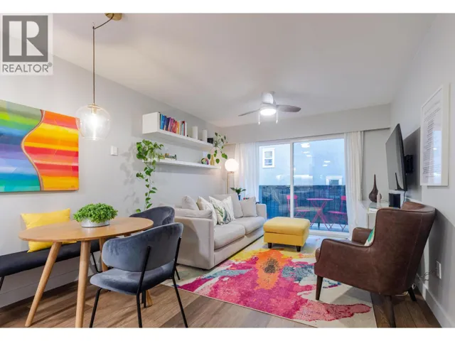 200 2033 W 7TH AVENUE, Vancouver, British Columbia V6J1T3